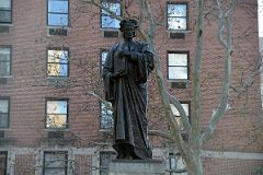 09-2 Statue Of Dante By Ettore Ximenes In Dante Park Across From Lincoln Center New York City